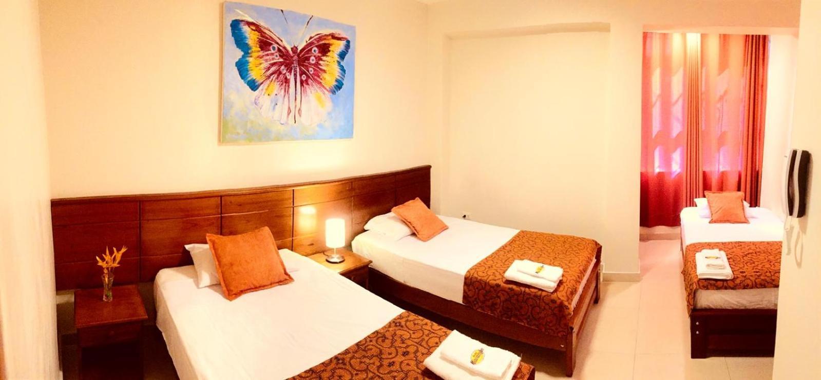 Hostal Macambo Iquitos Exterior photo